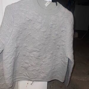 Lululemon sweatshirt